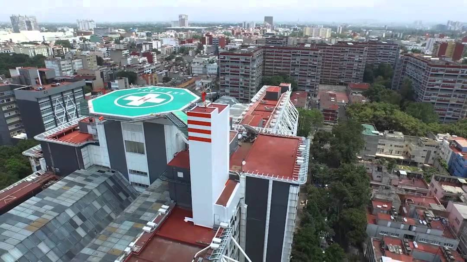 Helipuerto sobre la azotea de un hospital